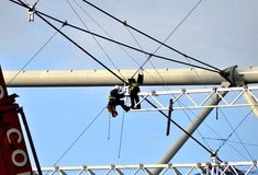 Makrolon-Dachmodul-Installation, BayArena